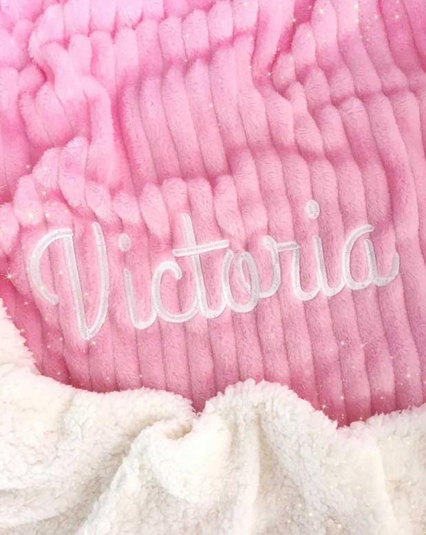 Cobija personalizada Victoria