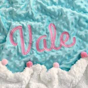 Cobija Verde Doble Faz Burbujas con Pompones